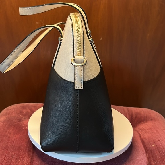 Kate Spade   Dome top Satchel   Color block beige/black  Crossbody  Cedar Street - Picture 6 of 16